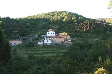 Al Casale Del Vecchio Mulino Hotell Rocchetta di Vara Eksteriør bilde